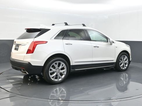Used 2018 Cadillac XT5 Luxury w/ LPO, Sport Package image 16