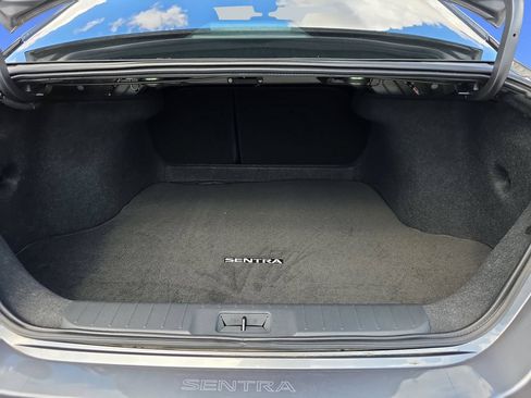 Used 2025 Nissan Sentra SV FWD image 30