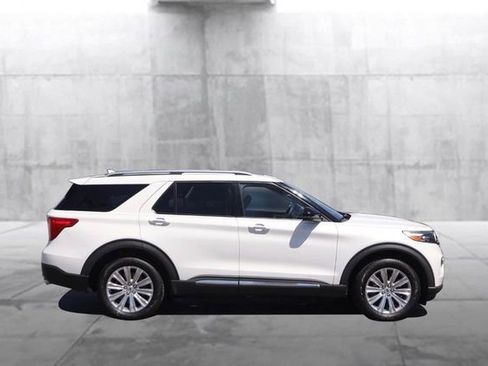 Used 2021 Ford Explorer Limited w/ Hybrid Equipment Group 310A AWD/4WD image 5