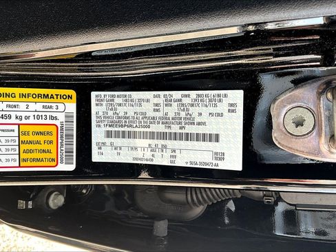 Used 2024 Ford Bronco Badlands image 15