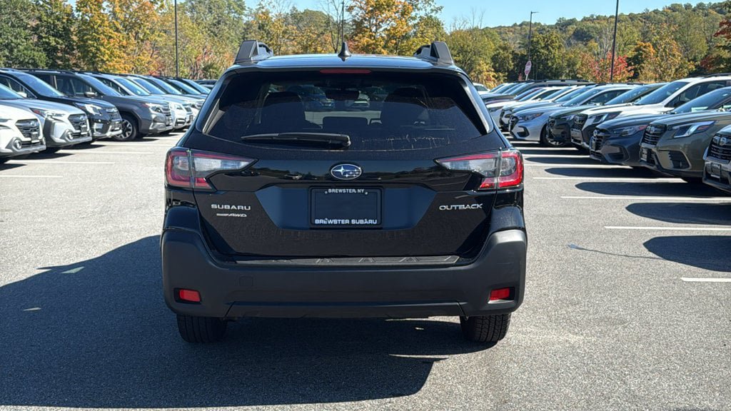 Certified 2025 Subaru Outback Premium AWD/4WD image 5