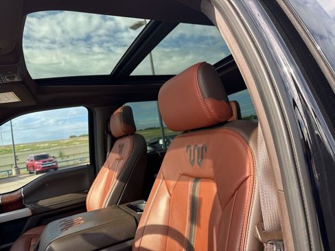 Used 2022 Ford F250 King Ranch w/ King Ranch Ultimate Package image 21