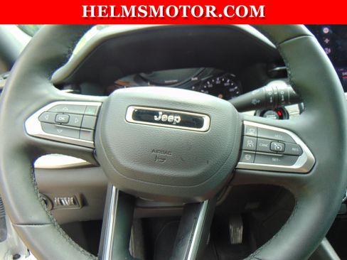 Certified 2025 Jeep Compass Limited AWD/4WD image 18