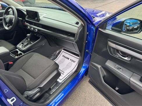 Used 2024 Honda CR-V LX image 16