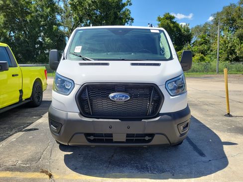 Used 2025 Ford Transit 150 Low Roof w/ Load Area Protection Package RWD image 2