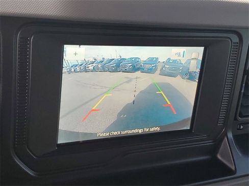 Used 2023 Ford Bronco Badlands w/ Sasquatch Package image 18