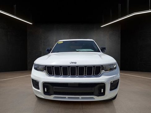 Used 2022 Jeep Grand Cherokee L Overland AWD/4WD image 2