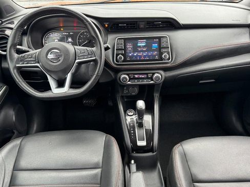 Used 2020 Nissan Kicks SR w/ SR Premium Package image 11