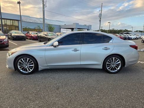 Used 2018 INFINITI Q50 Luxe w/ Cargo Package (L95) image 4