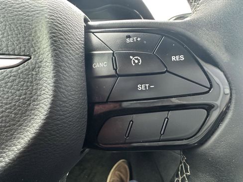 Used 2018 Chrysler 300 S w/ 300S Premium Group 2 AWD/4WD image 22