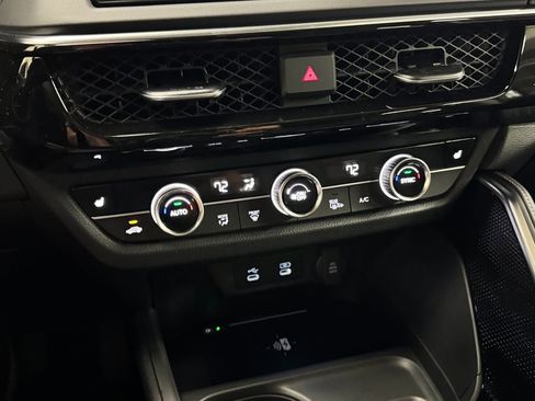 Used 2025 Acura ADX AWD image 26