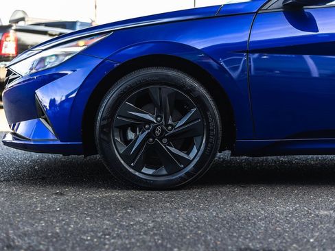 Used 2021 Hyundai Elantra SEL image 13