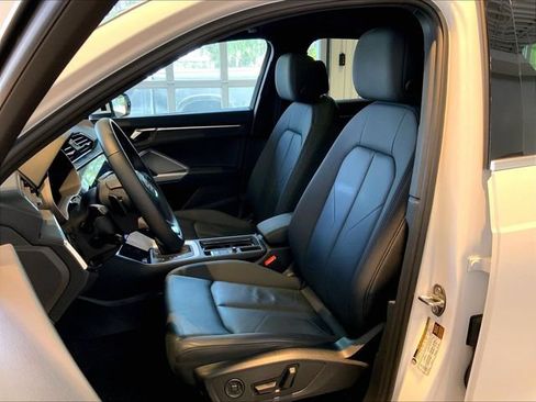 Used 2025 Audi Q3 2.0T Premium w/ Convenience Package AWD/4WD image 5