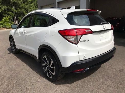 Used 2020 Honda HR-V Sport image 6