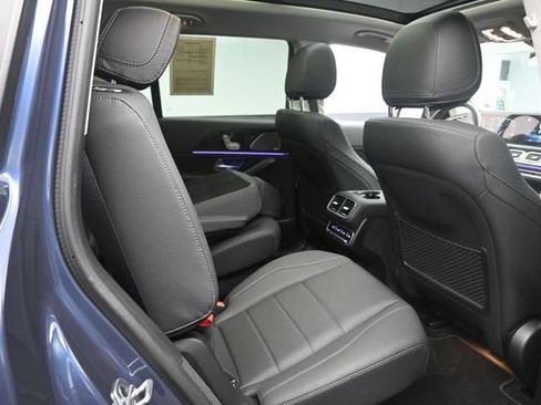 Used 2026 Mercedes-Benz GLS 450 4MATIC image 28