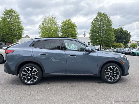 Used 2025 BMW X2 xDrive28i w/ Premium Package AWD/4WD image 7