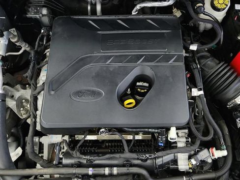 Used 2020 Ford Escape SE FWD image 31