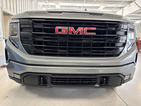 Used 2025 GMC Sierra 1500 Elevation AWD/4WD image 38
