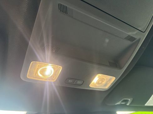 Used 2024 Ford Mustang Coupe image 22