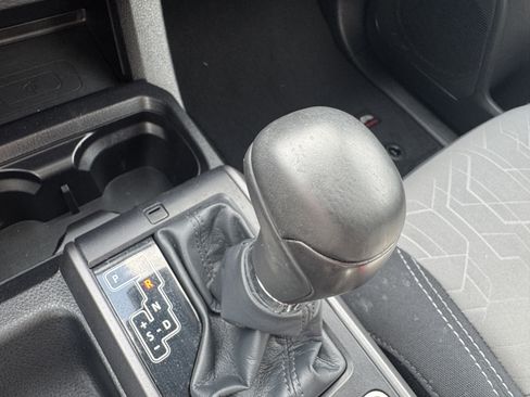 Used 2023 Toyota Tacoma TRD Off-Road AWD/4WD image 38