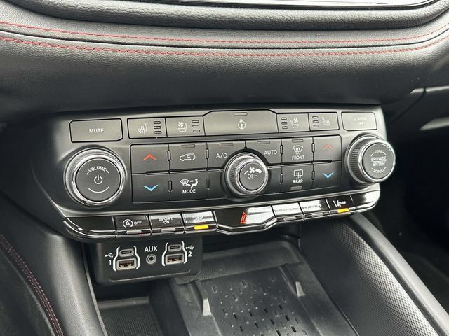Certified 2025 Dodge Durango GT AWD/4WD image 16