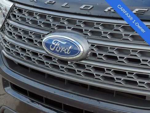 Used 2023 Ford Explorer XLT w/ Equipment Group 202A image 14
