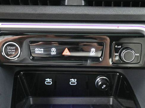 Used 2025 Audi Q5 Premium w/ Convenience Package AWD/4WD image 22