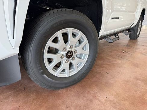 New 2026 Toyota Tacoma SR5 AWD/4WD image 18