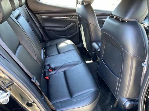 Used 2022 MAZDA MAZDA3 s FWD image 21