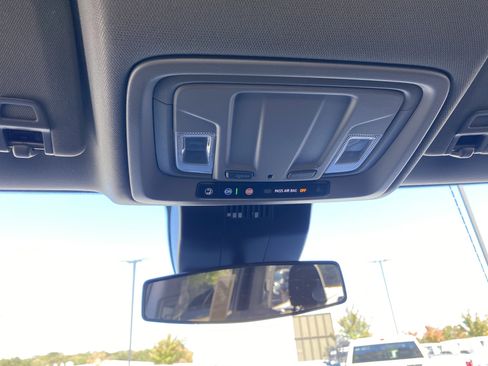 Used 2023 Chevrolet Silverado 1500 RST image 32