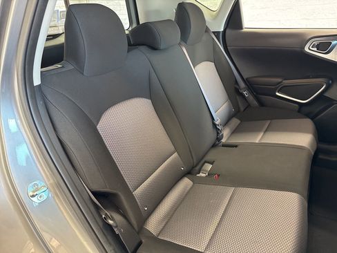 Used 2024 Kia Soul LX w/ Option Group 015 FWD image 41