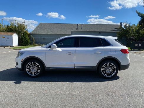 Used 2016 Lincoln MKX Reserve w/ Cargo Utility Package image 9