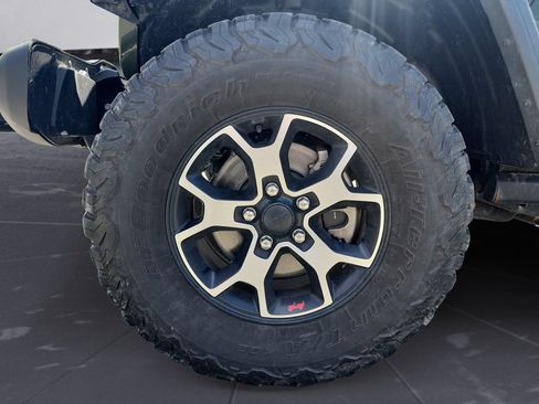 Used 2020 Jeep Wrangler Unlimited Rubicon AWD/4WD image 15