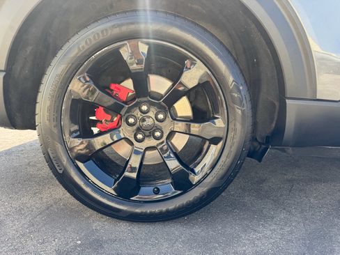 Used 2020 Ford Explorer ST w/ ST Street Pack image 11