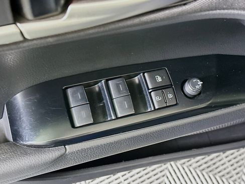 Used 2025 Toyota Camry LE image 15