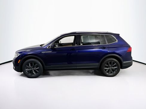 Used 2022 Volkswagen Tiguan SE image 8