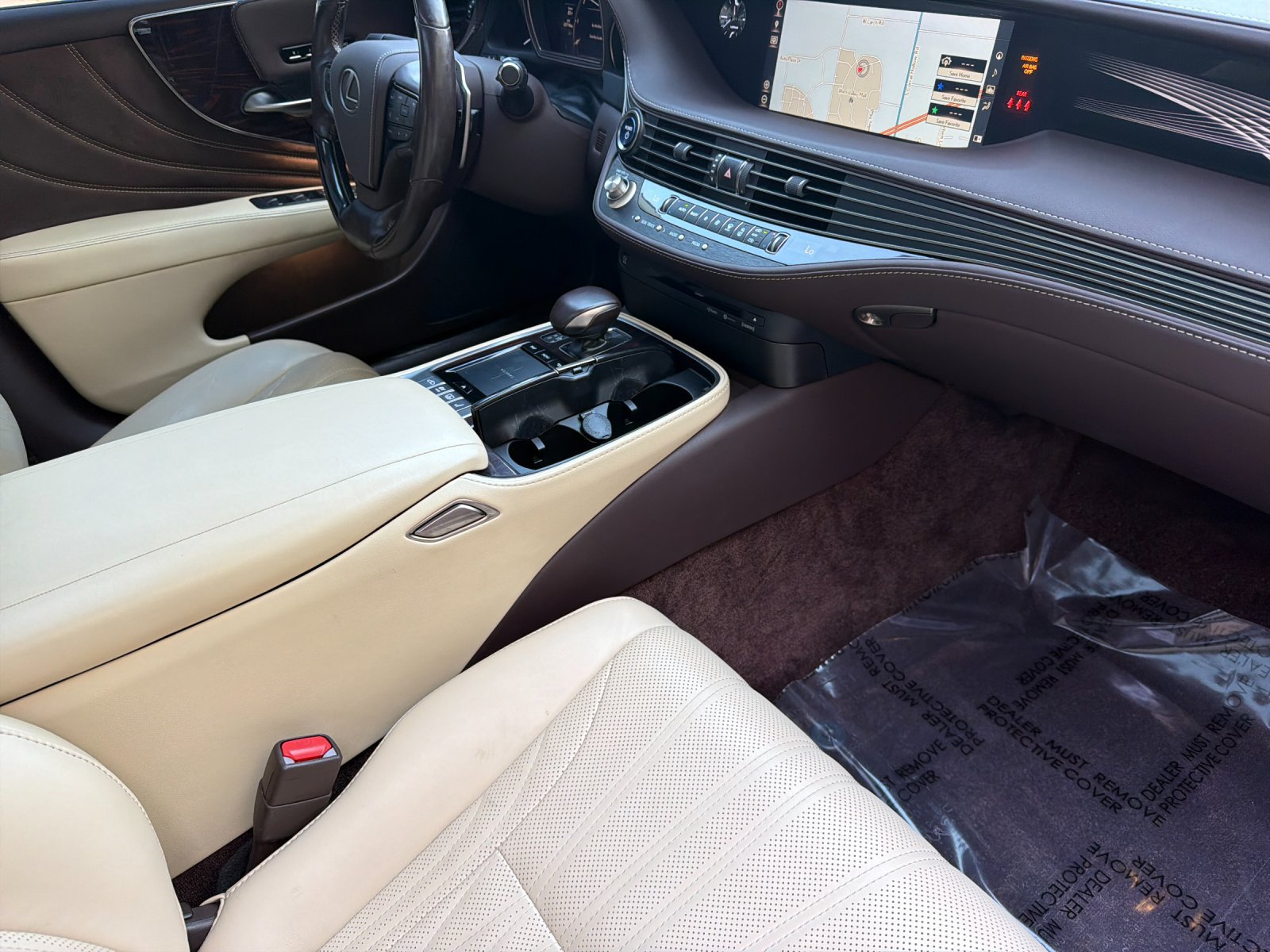 Used 2018 Lexus LS 500h w/ Interior Upgrade Package RWD image 17