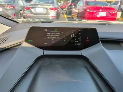 Used 2026 Toyota Prius Plug-In Hybrid FWD image 17