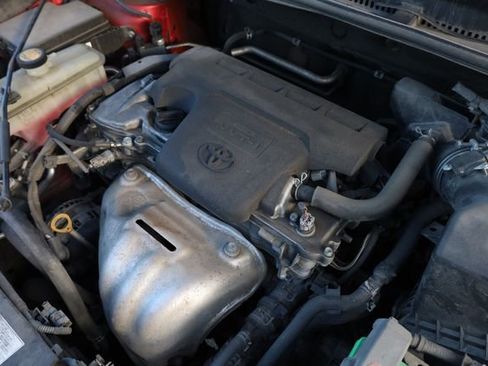 Used 2016 Toyota RAV4 XLE image 11