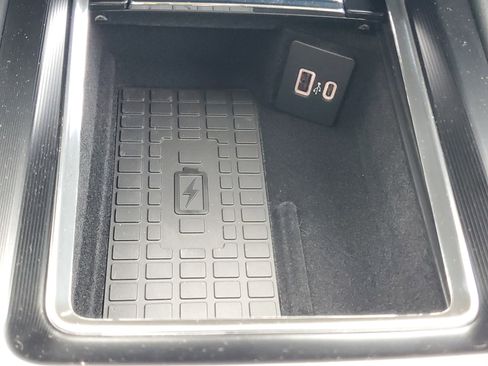 New 2026 Lincoln Corsair Premiere image 23