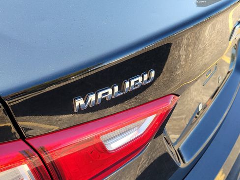 Used 2017 Chevrolet Malibu LS FWD image 7
