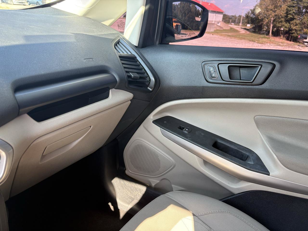 Used 2021 Ford EcoSport S AWD/4WD image 23