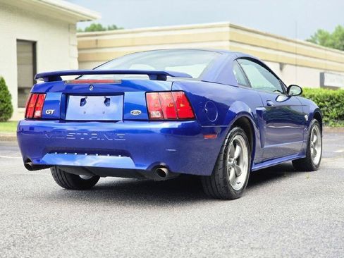 Used 2004 Ford Mustang GT RWD image 7