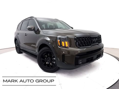Certified 2025 Kia Telluride SX Prestige X-Pro AWD/4WD image 1