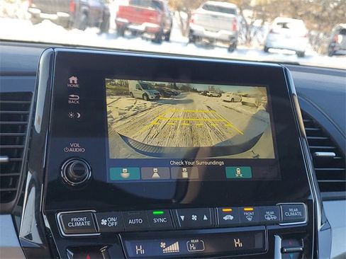 Used 2024 Honda Odyssey Touring image 32