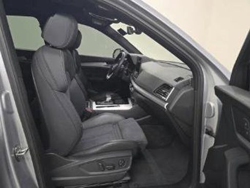 Used 2022 Audi Q5 e Premium Plus w/ Premium Plus Package AWD/4WD image 22