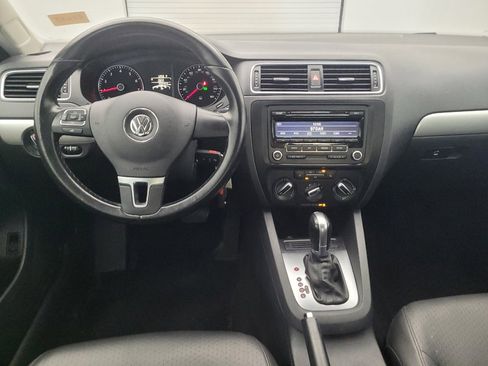 Used 2014 Volkswagen Jetta SE FWD image 22