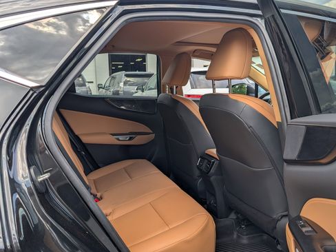 Used 2024 Lexus NX 350 AWD image 12