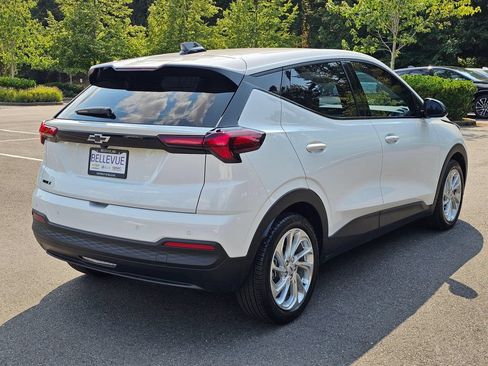 New 2027 Chevrolet Bolt LT w/ Comfort Package FWD image 5