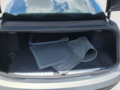 Used 2025 Lucid Air Pure RWD image 9